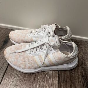 Adidas Swift Speed Beige Leopard Neutral Shoe sz 9